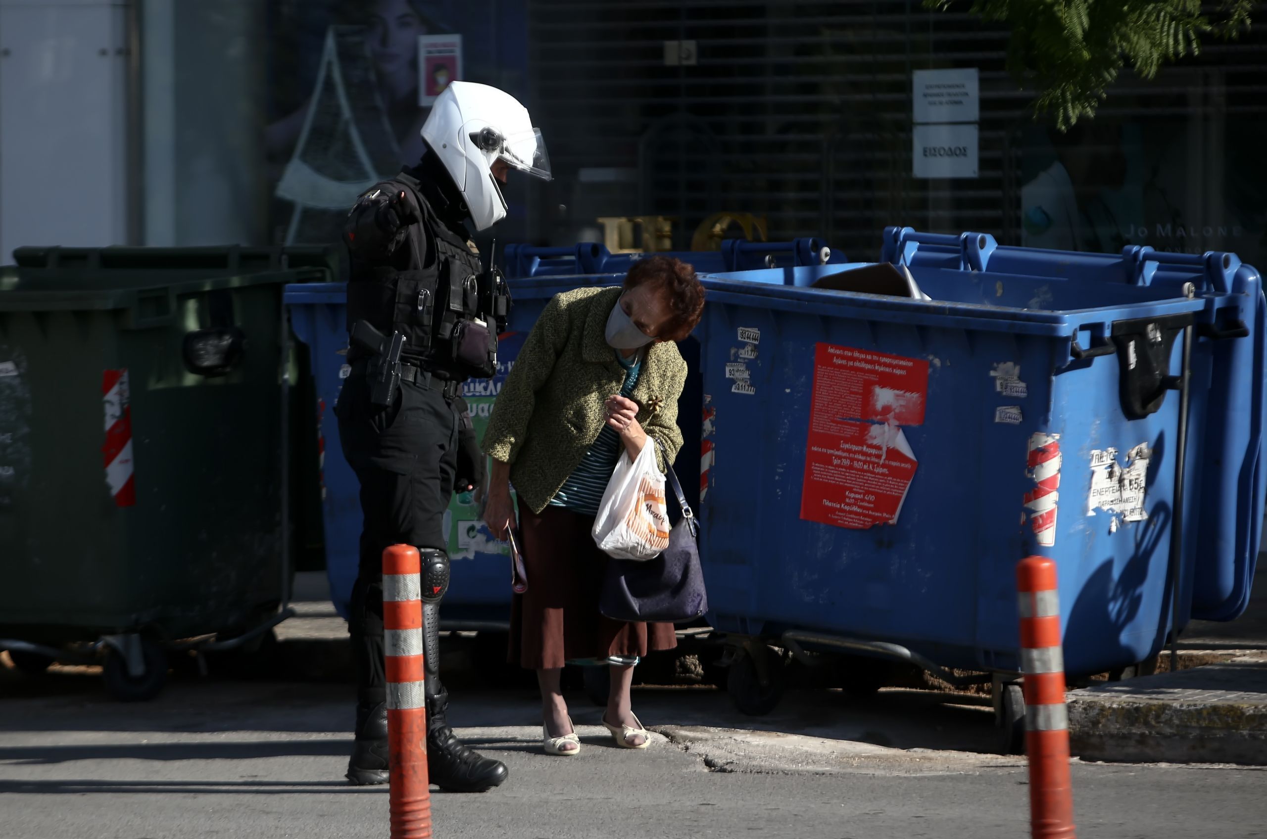 Νέα Σμύρνη: Έλεγχοι για κορωνοϊό