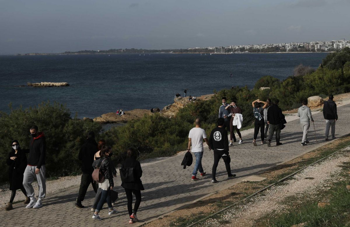 Κρούσματα σήμερα 21/4: Η αύξηση του ιικού φορτίου ανησυχεί τους επιστήμονες