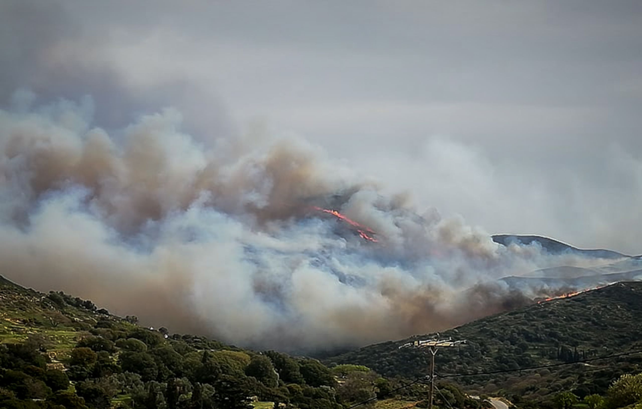 Φωτιά στην Άνδρο