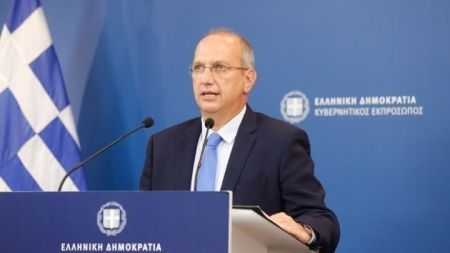 Οικονόμου σε Τσίπρα: Βασική προτεραιότητα της κυβέρνησης η ασφάλεια και η ποιότητα στα ΜΜΜ